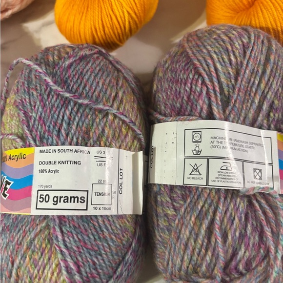 Multicolor Yarn Set - Picture 4 of 8